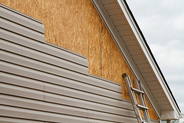 Professional Siding Replacement technician working in Sparta, NC